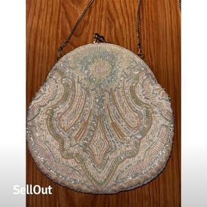 Vintage Walborg Cream Beaded Kisslock Clutch Evening Bag Small Elegant